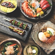 '80s Best: Sushi and Other Asia-Inspired Cuisine