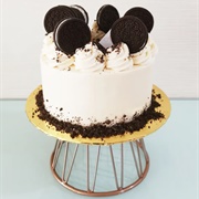 Avalynn Cakes Peanut Butter Oreo Cake