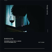 DH00278 (The 1975, 2017)