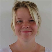 Poppy Star Olsen (Lesbian, She/Her)