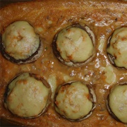 Vegan Stuffed Champignons With Paprica Sauce