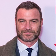 Liev Schreiber