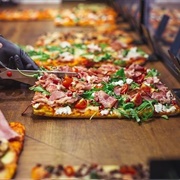 Pizza Al Taglio / Pizza Al Trancio