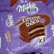 Milka Xtreme Choco Cake