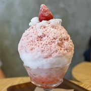 Strawberry Kakigori