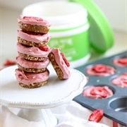 Strawberry Lemonade Cashew Cheesecake Bites