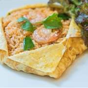 Egg and Red Rice Wrap