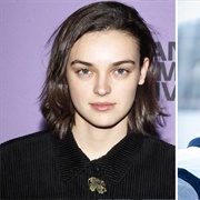 Ava Capri (Queer, She/Her)