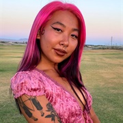 Mimi Zhu (Queer, Enby, They/Them)