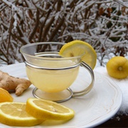 Hot Ginger and Lemon Drink