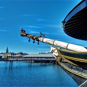 Discovery Point & HMS Unicorn, Dundee, Scotland