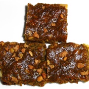 Gluten-Free Vegan Pistachio and Cashew Squares