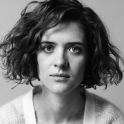 Liv Lisa Fries Actress