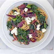Spaghetti With Caramelised Onion, Kale & Gorgonzola
