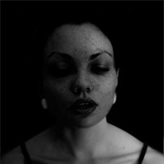 Luiza Prado (Queer, She/Her)