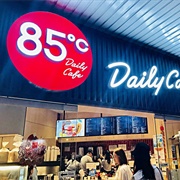 85 Degrees Cafe