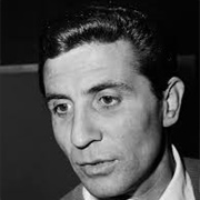 Gilbert Becaud
