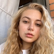 Irene Ferreiro (Bisexual, She/Her)