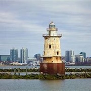 Stamford Harbor Lighthouse