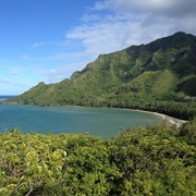 Kahana Bay