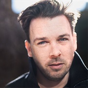 Choire Sicha (Gay, He/Him)