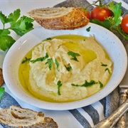 Hummus With Parsley