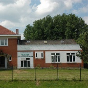 Mosque Bait-Us-Salam, Sint-Ulriks-Kapelle