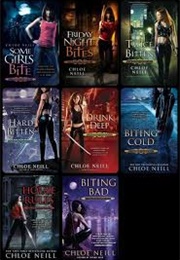 Chicagoland Vampires Collection (Chloe Neill)