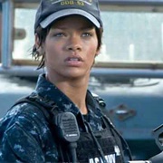 Rihanna – Battleship
