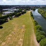 Thames River Levee Road