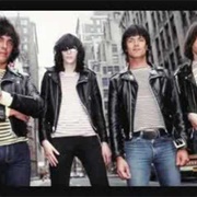 I Can't Make It on Time - Ramones