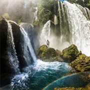Honduras - Pulhapanzak Waterfalls