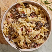 Tagliatelle With Bacon and Mushrooms