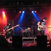 Triángulo De Amor Bizarro | Oɹɹɐzıqɹoɯɐǝpolnƃuɐıɹʇ