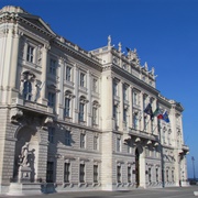 Palazzo Del Lloyd Triestino
