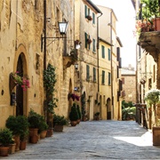 Via Dell'amore, Pienza, Italy