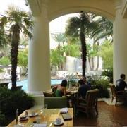 Veranda (Four Seasons)