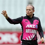 Lea Tahuhu (Lesbian, She/Her)