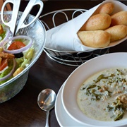 Olive Garden (Soup, Salad, Breadsticks))