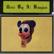 Attention Shoppers (Nero's Day at Disneyland, 2005)