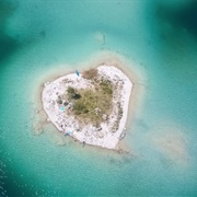 Lake Eibsee, Bavaria, Germany