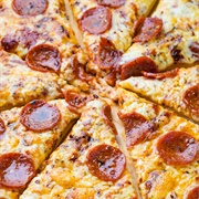 Chicago Style Thin-Crust Pizza