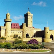 Sunshine Castle, Bli Bli, Australia