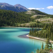 Emerald Lake, Yukon