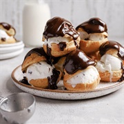 Profiteroles