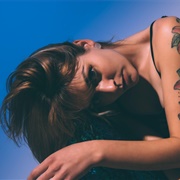 Jetty Bones (Pansexual/Queer, She/Her)