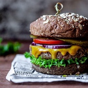 Ajdov Cheeseburger