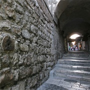 Walk the via Dolorosa, Jerusalem
