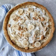 Peanut Butter and Banana Pudding Pie