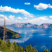 Hike at Crater Lake (OR)